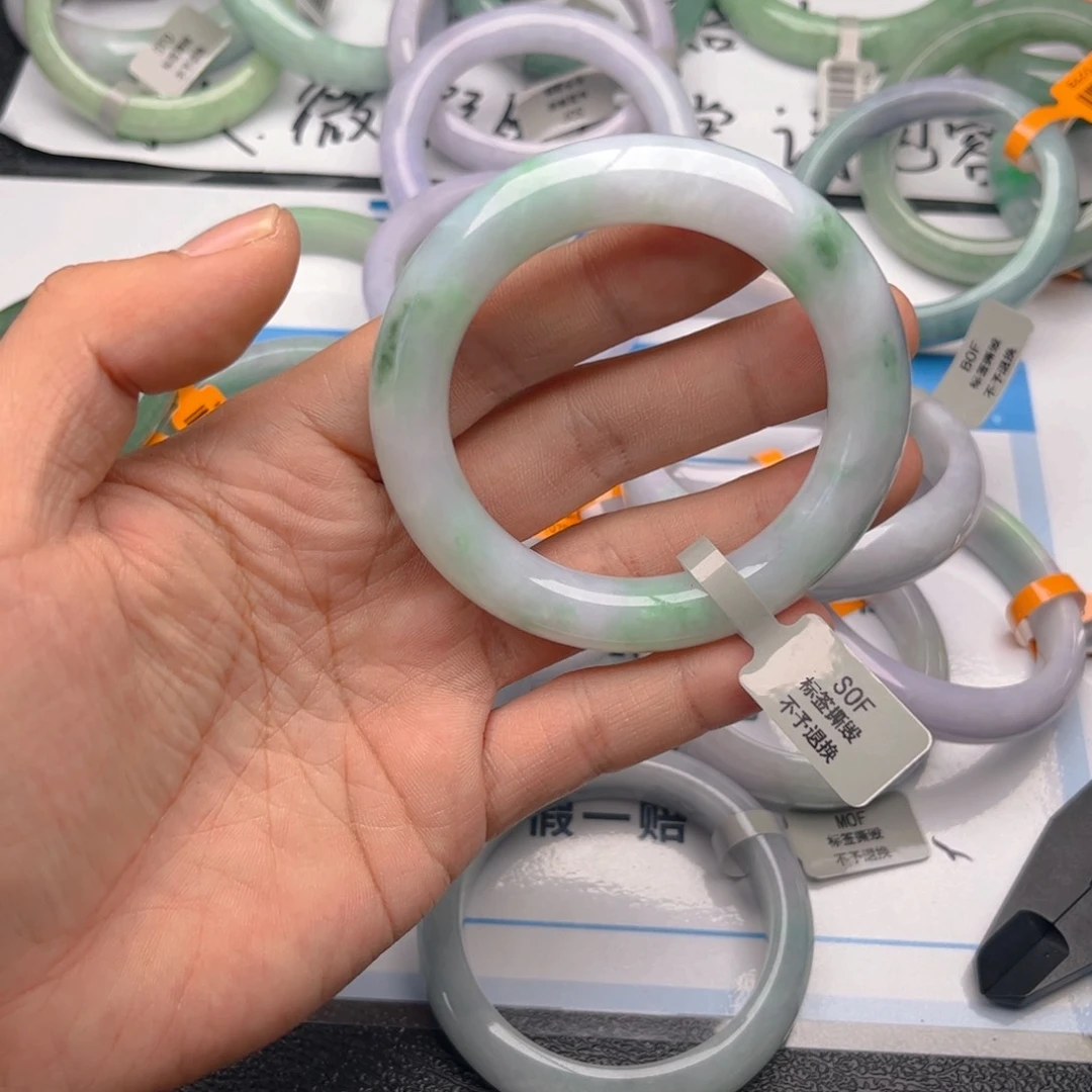 未镶嵌手镯翡翠535455。83