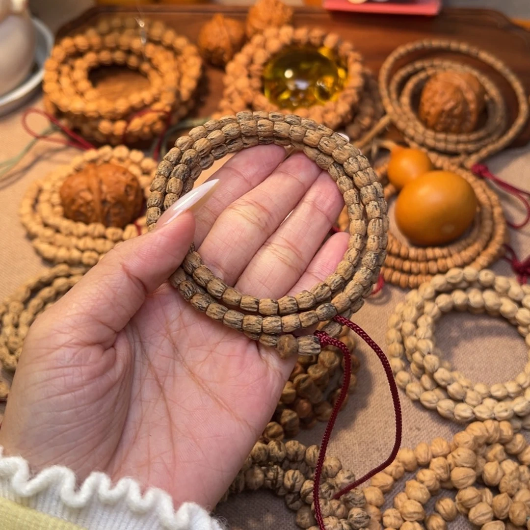 轨***迹柏木吊坠热振黑丝长腿