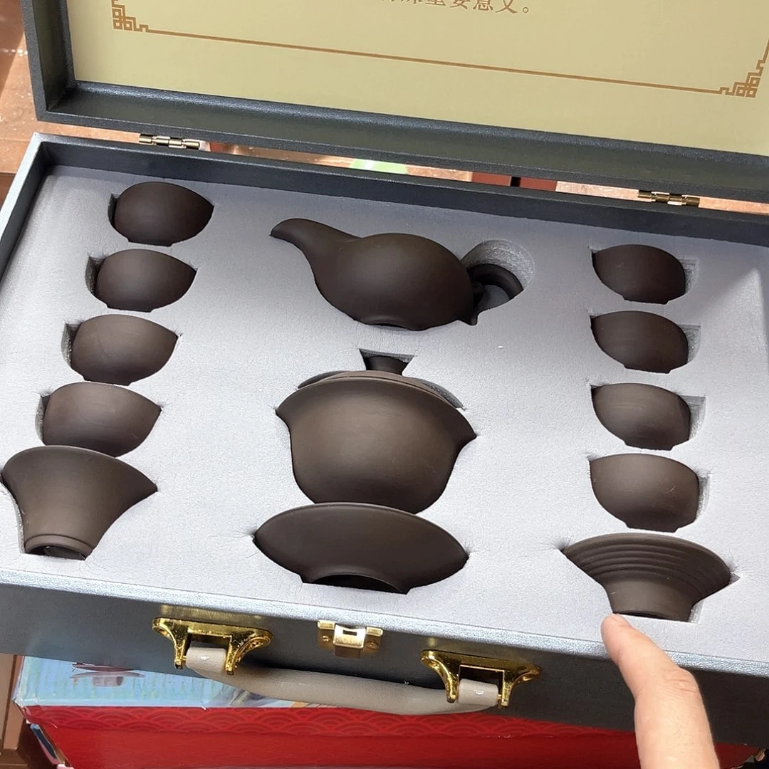 孤品茶具套装等。