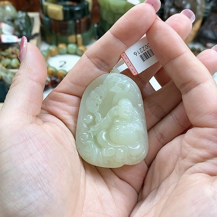 颈饰未镶嵌和田玉水