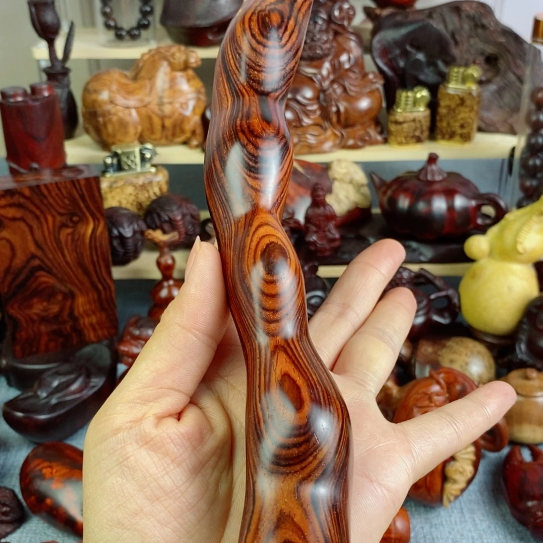 檀香木微凹黄檀豆角手把件