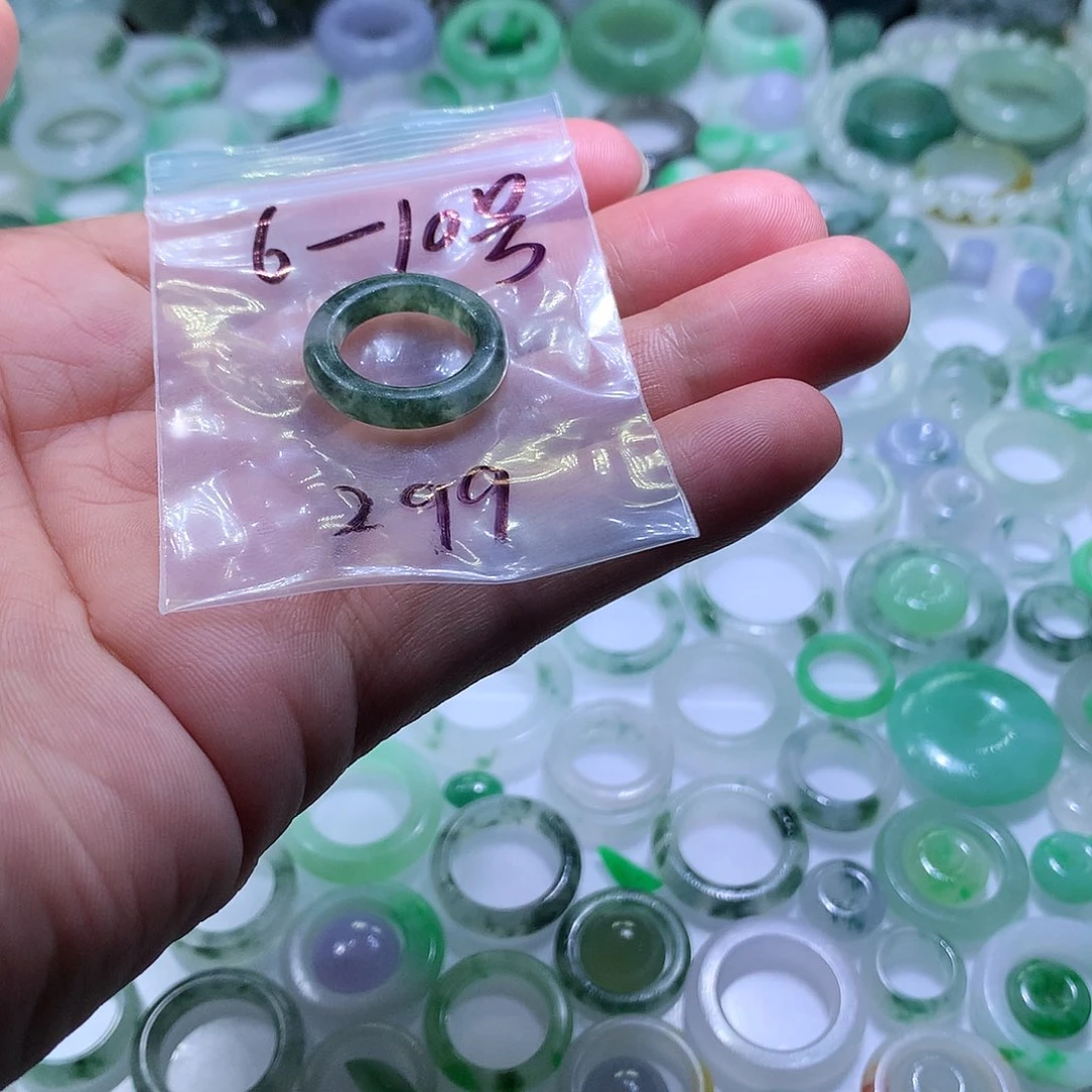 未镶嵌定制翡翠翡翠