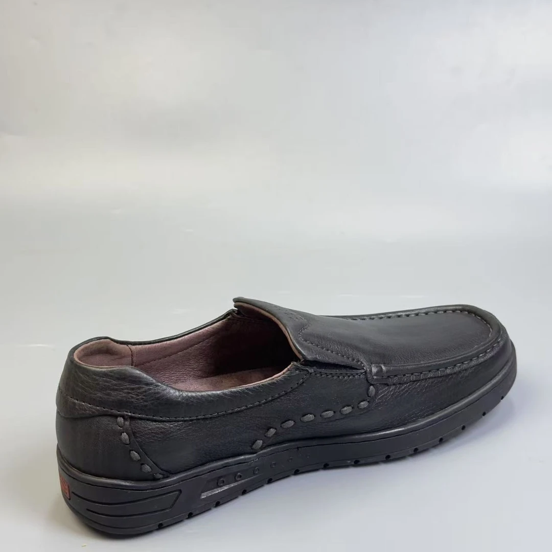 075时尚百搭休闲透气男鞋