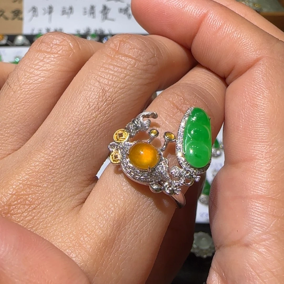 【闪购商品】翡翠戒指18K金镶嵌天然