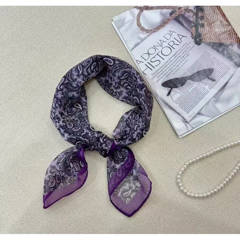 （656）新款时尚百搭洋气丝巾70*70围巾披肩