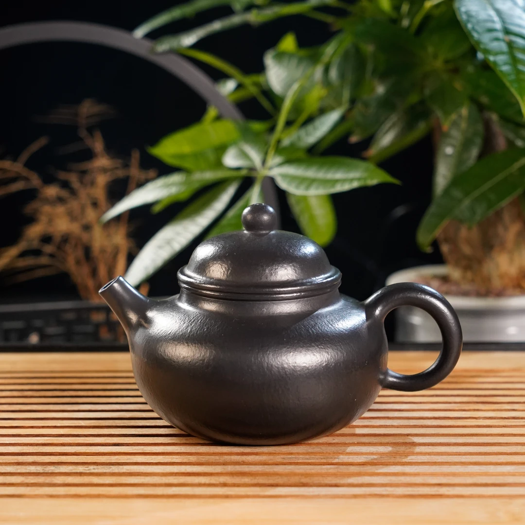 GS36-029   姚传永   宜兴手工紫砂  焐灰容天