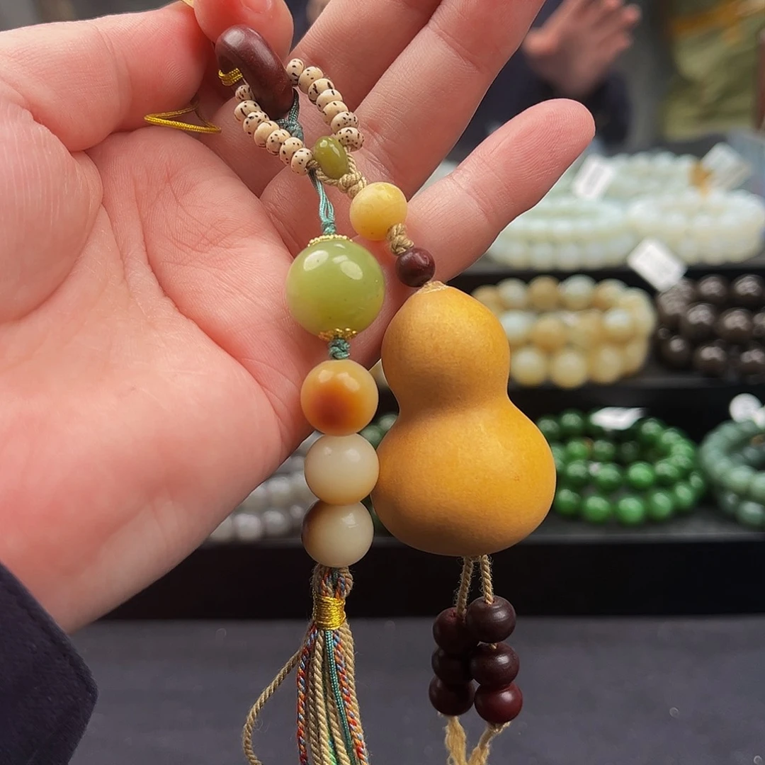 和田玉手串未镶嵌