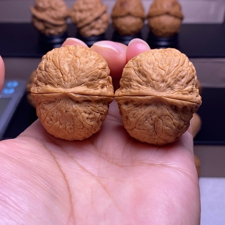 文玩核桃把件金馒头44