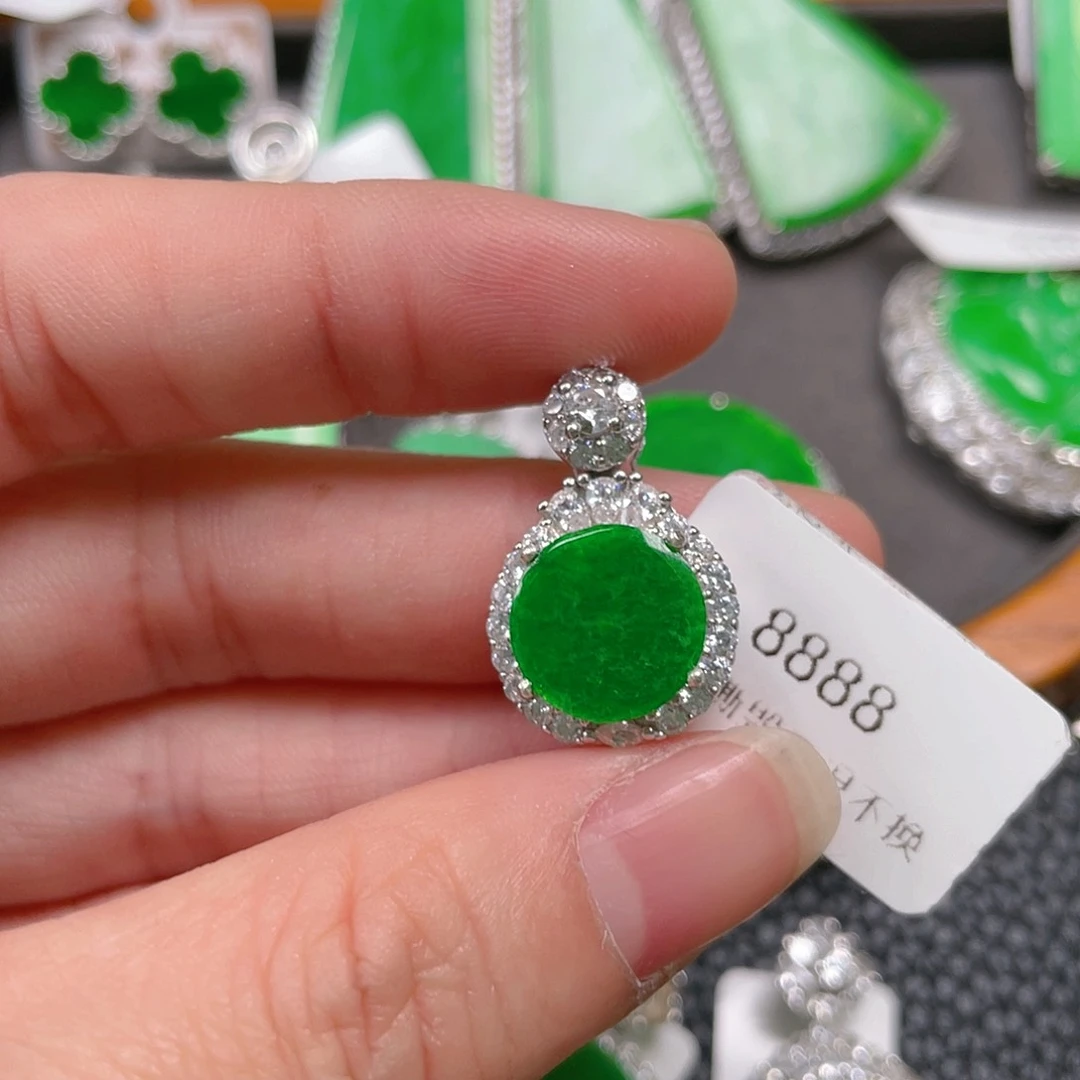 【闪购商品】翡翠颈饰银S925镶嵌吊坠