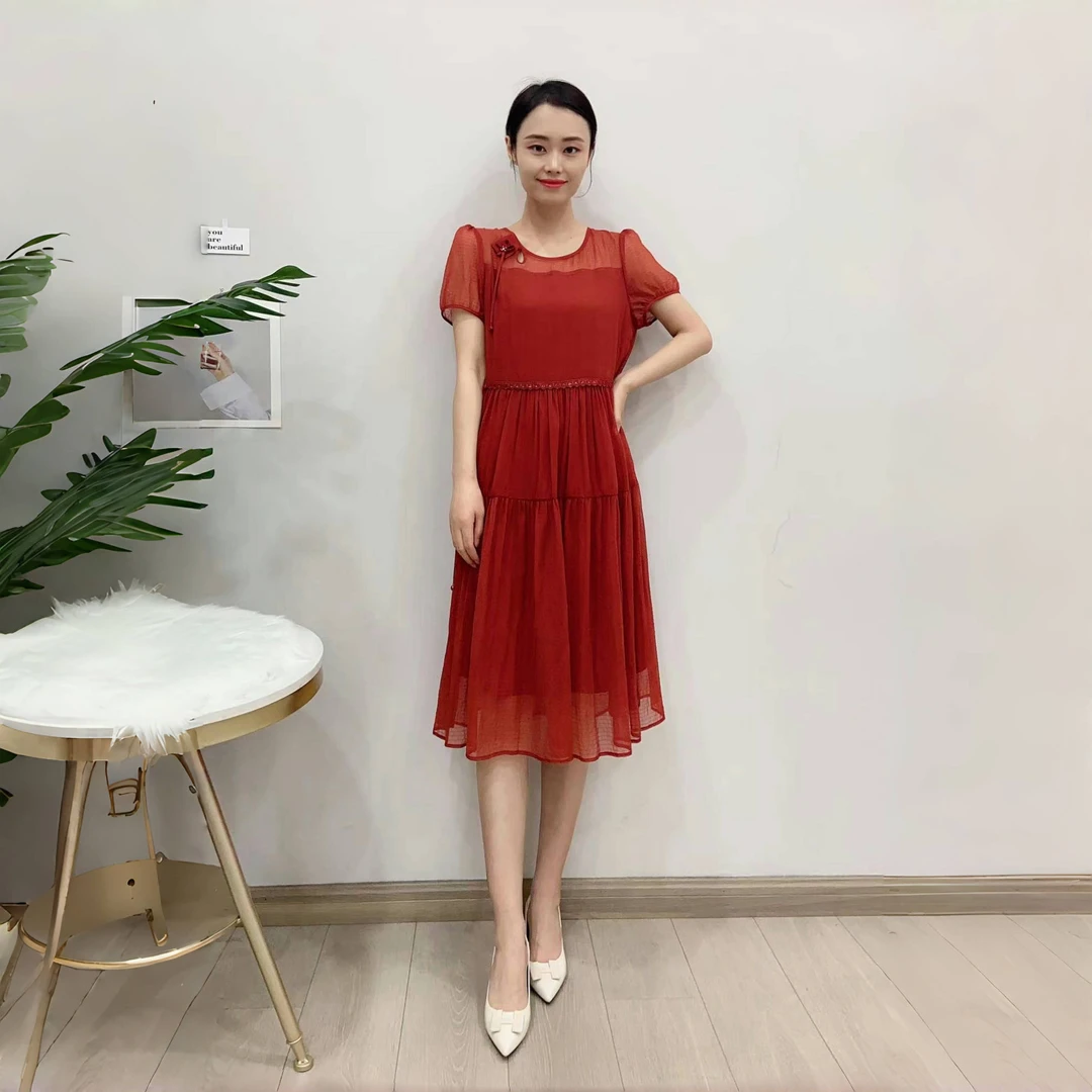5250商场同款2025夏季圆领常规少女风宽松腰休闲气质显瘦连衣裙