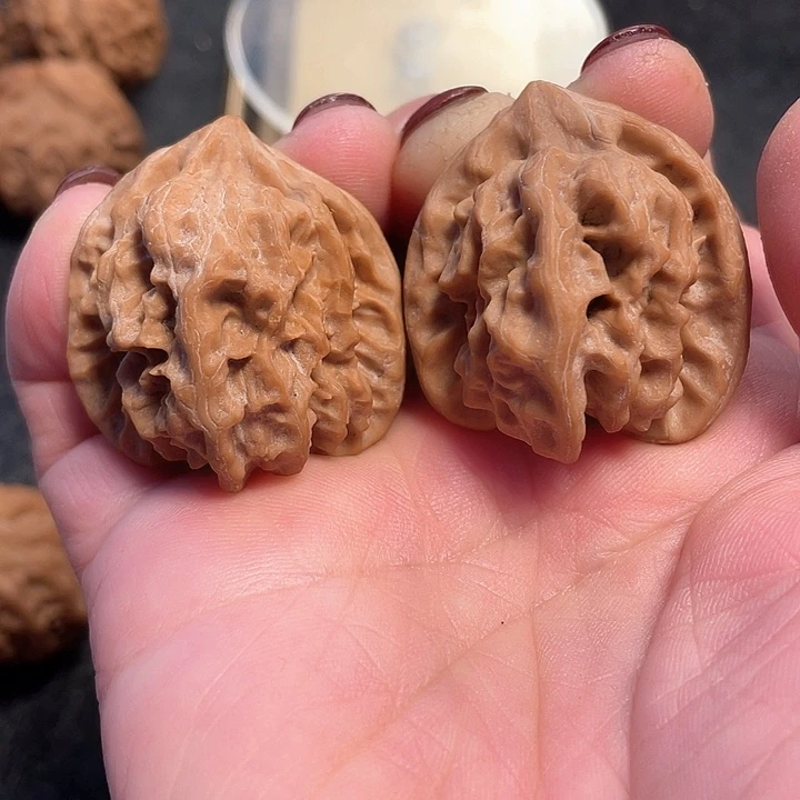 肆***室把件文玩核桃文玩核桃曹大龙