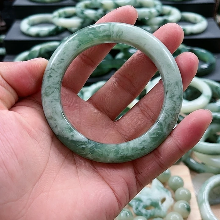 【闪购商品】透闪石-蛇纹石玉未镶嵌手镯源****