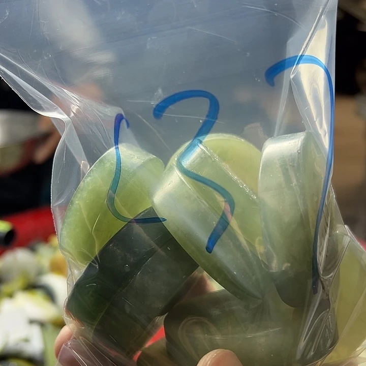 相***缘蛇纹石玉未镶嵌鱼缸石 盆景石