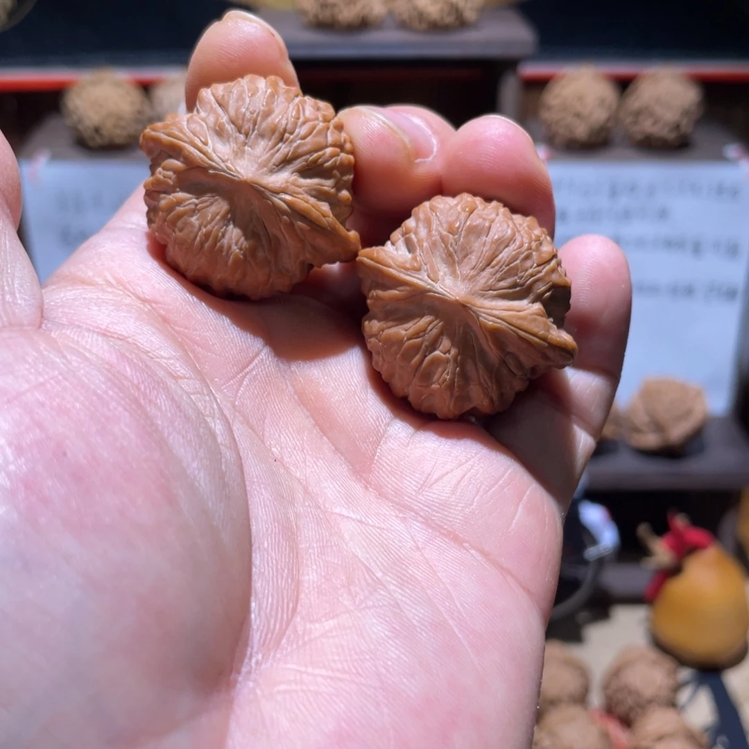 吊坠文玩核桃35龙珠