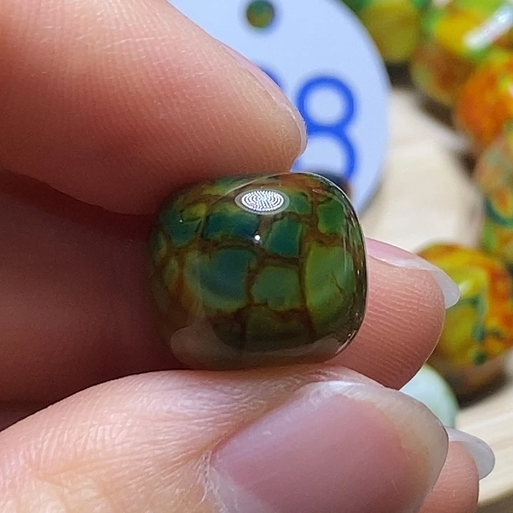 顾***玛瑙/玉髓未镶嵌颈饰