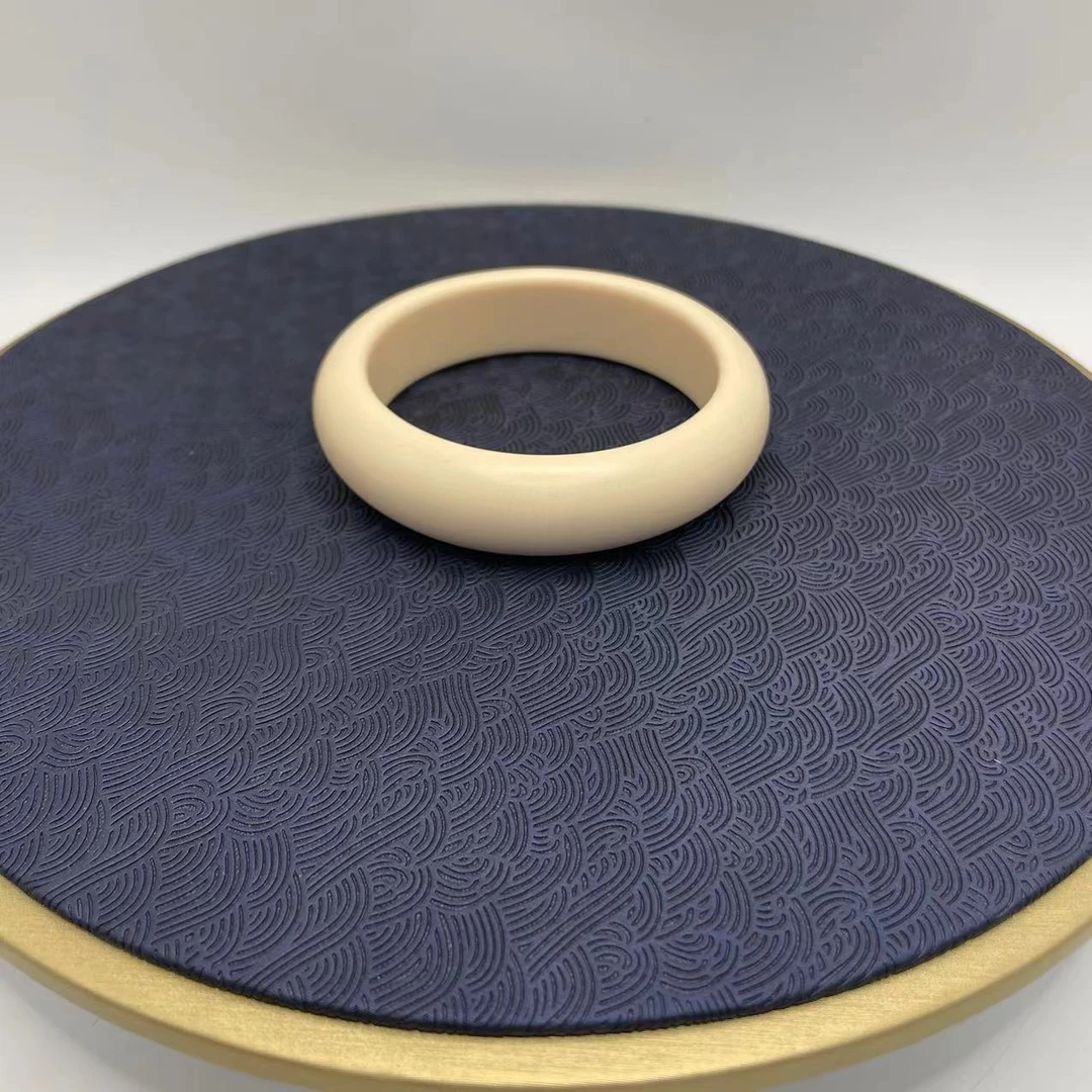 5号E1呀白色时尚手镯