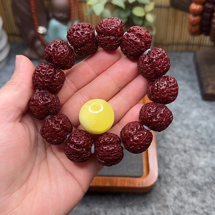 金刚菩提吊坠22+蜂王