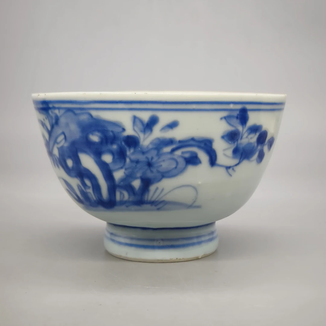 42504035*清早期青花洞石凤凰纹茶碗/瓷器四/江苏省文物总店/