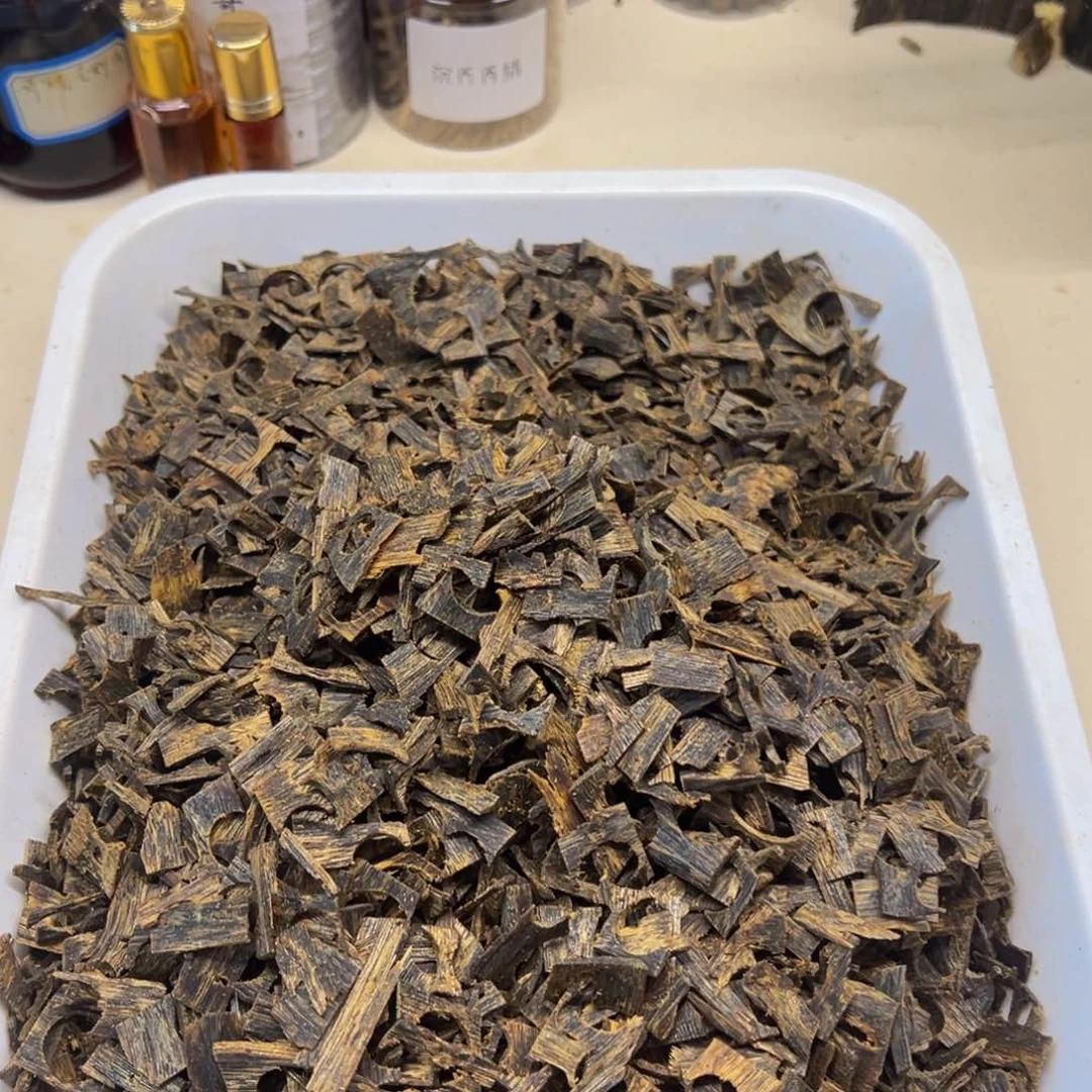 沉香碎屑沉香绿棋沉水碎料50克