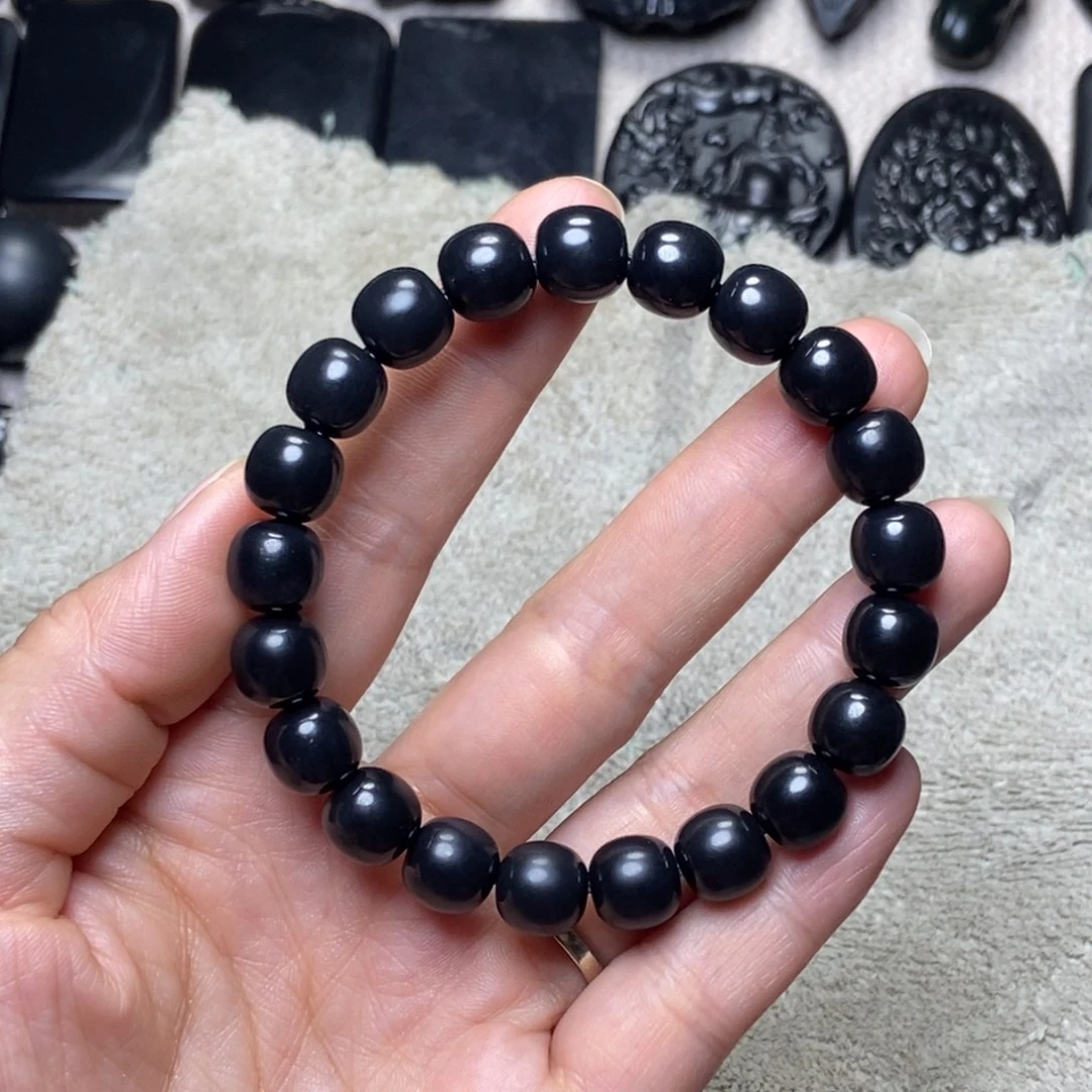 无***猫和田玉未镶嵌手串