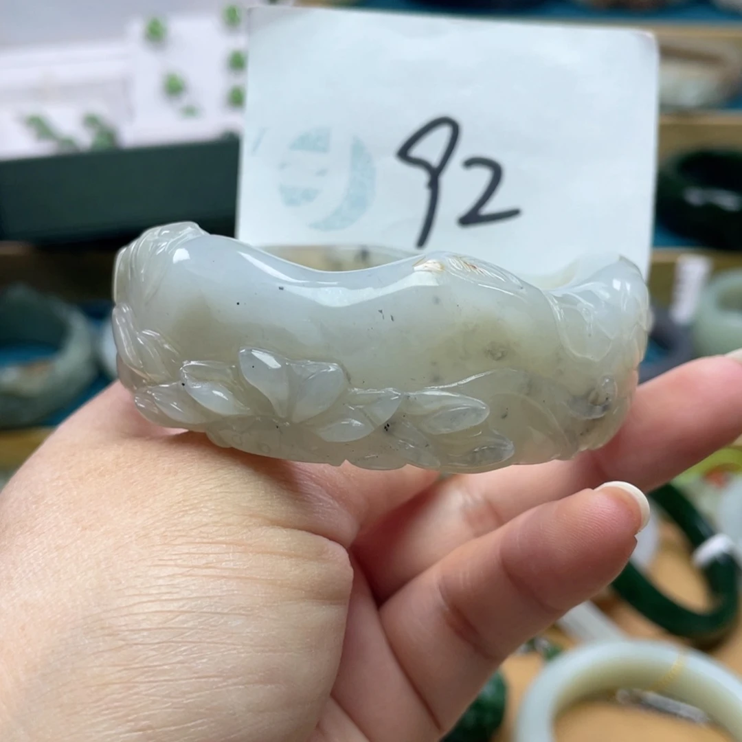 未镶嵌手镯和田玉圈口57