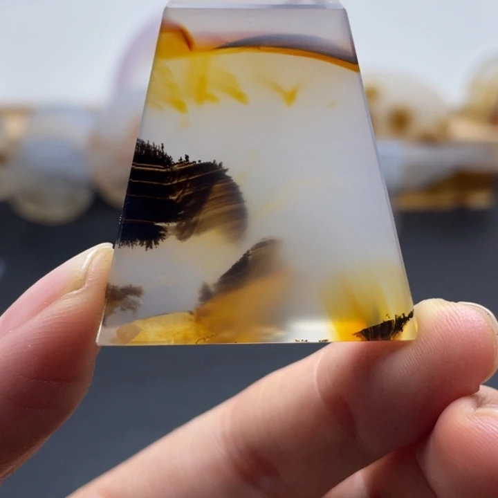 玛瑙/玉髓未镶嵌颈饰