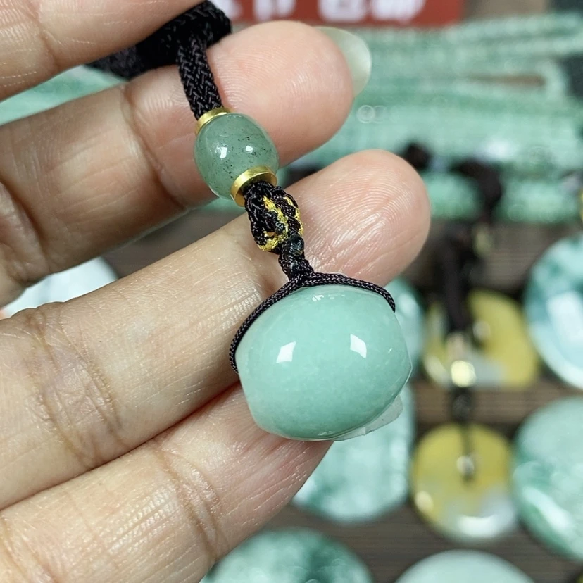 【闪购商品】翡翠颈饰未镶嵌玉吊坠翡翠玉路路通