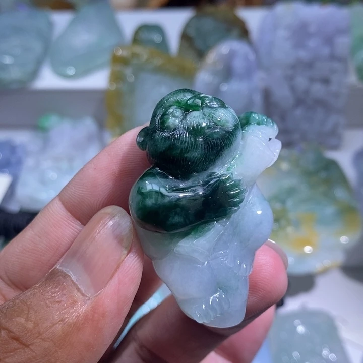 【闪购商品】翡翠未镶嵌颈饰11111111111111