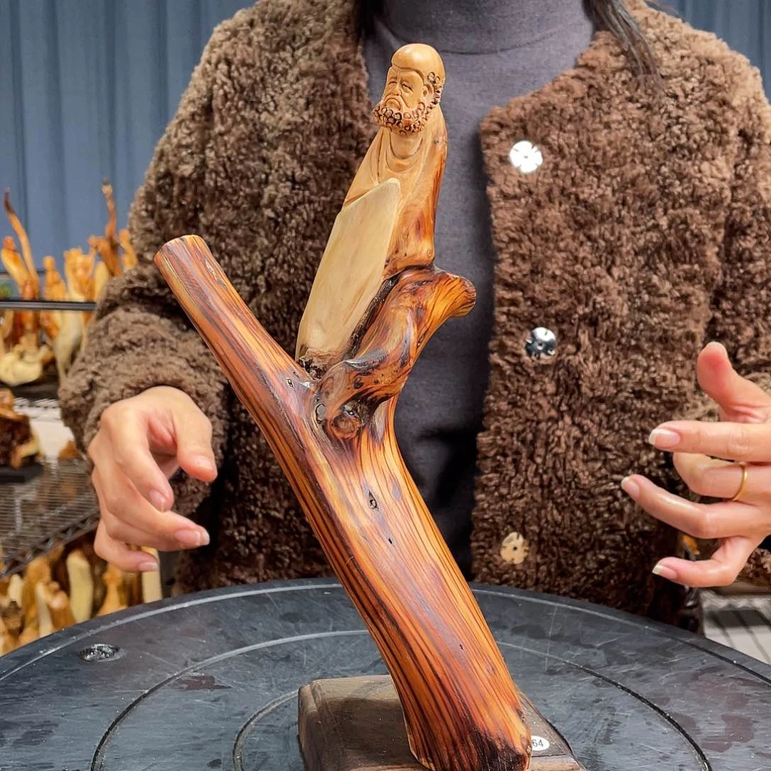 柏木（崖柏）随型艺术根雕