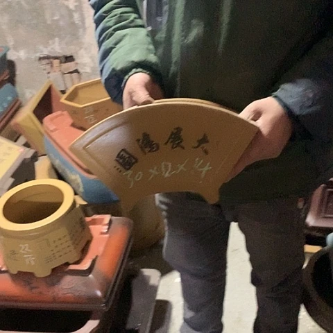 紫砂花盆手工制作