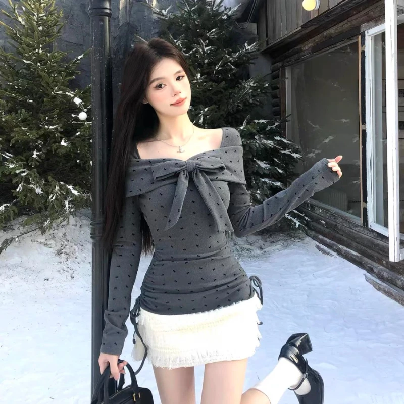 假两件蝴蝶结一字肩连衣裙女秋冬修身纯欲性感辣妹抽绳蕾丝包臀裙