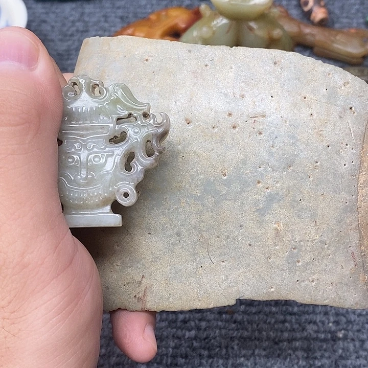 瓷片瓷片，瓷器，摆件，其他。