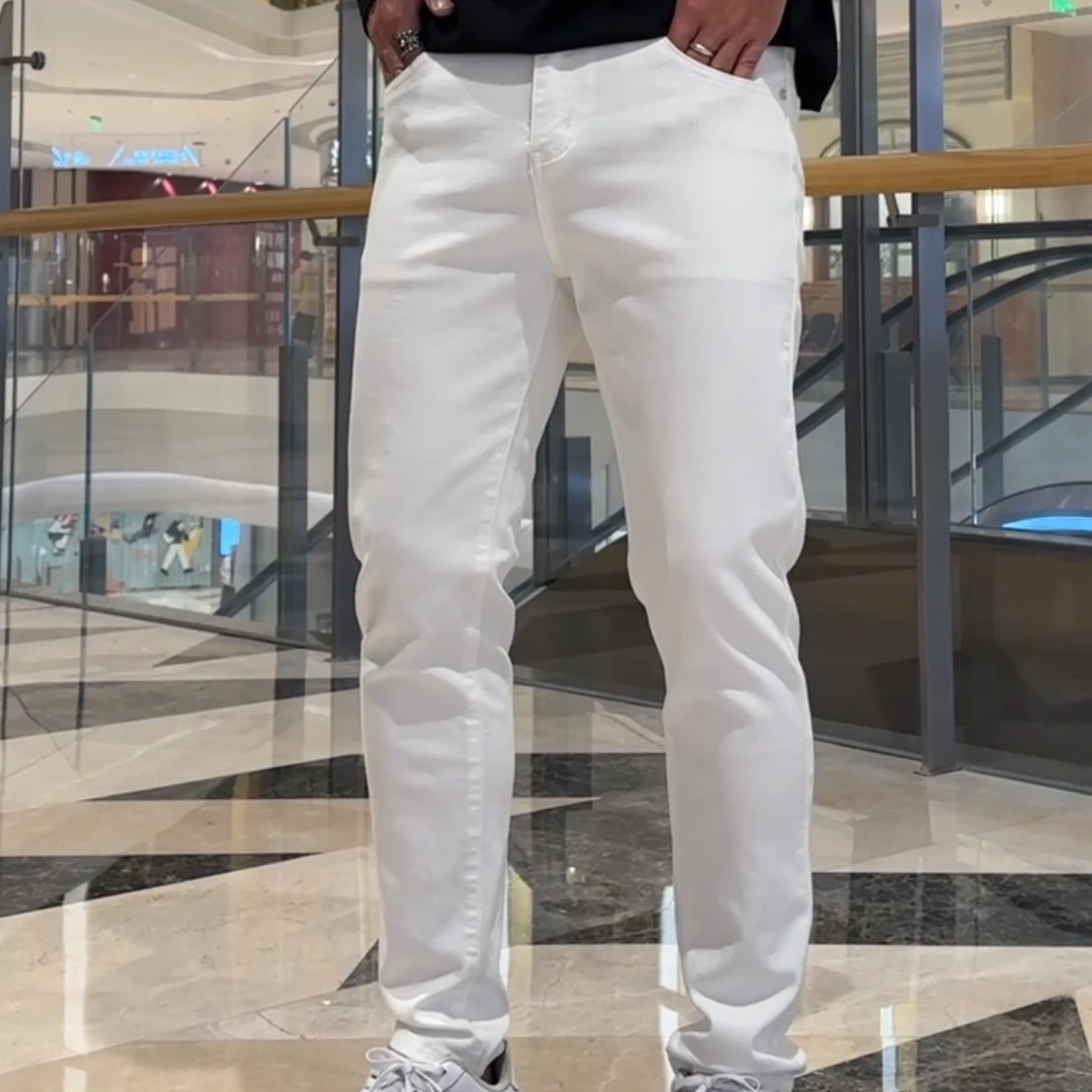 春秋款白色休闲裤水洗男士秋季小脚牛仔裤裤子简约职场休闲风