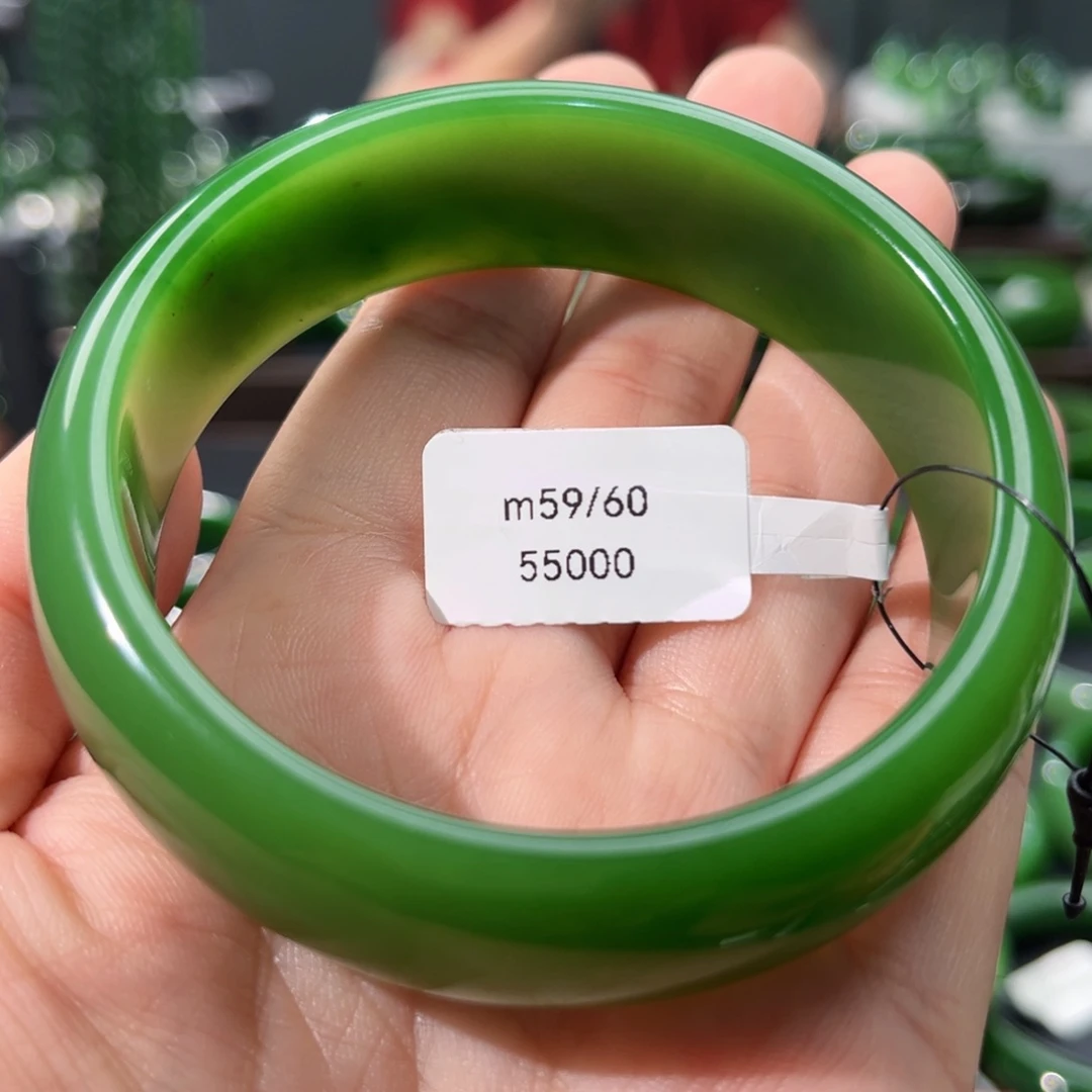 未镶嵌手镯和田玉（碧玉）