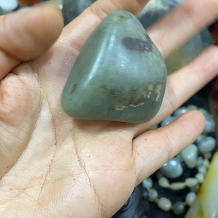 未镶嵌和田玉（糖玉）挂件