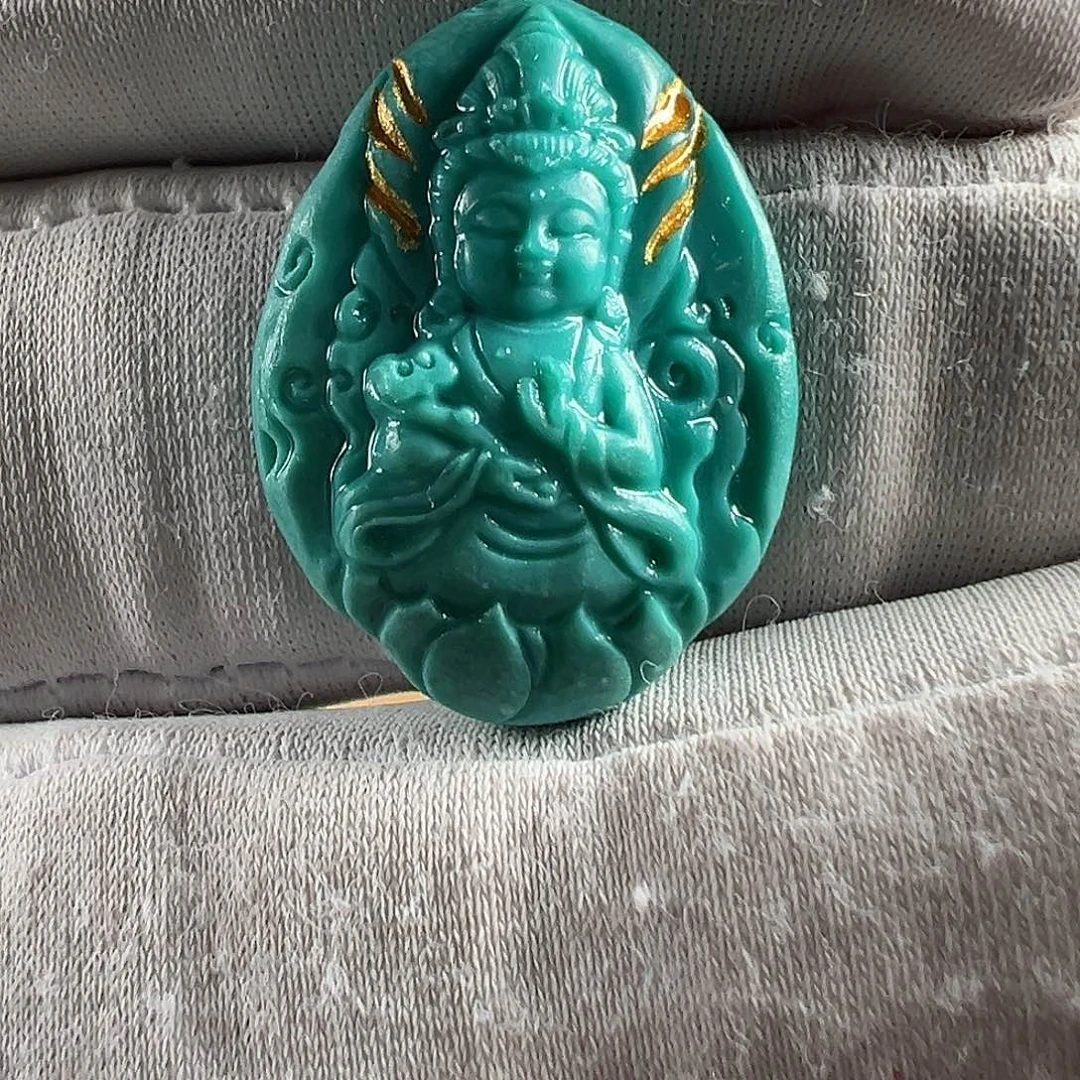 绿松石未镶嵌挂件