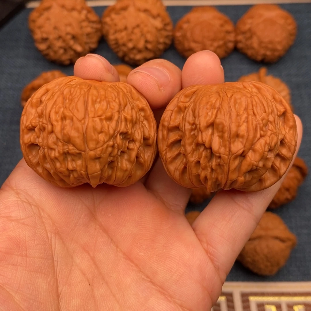 把件文玩核桃42全品红皮球磨