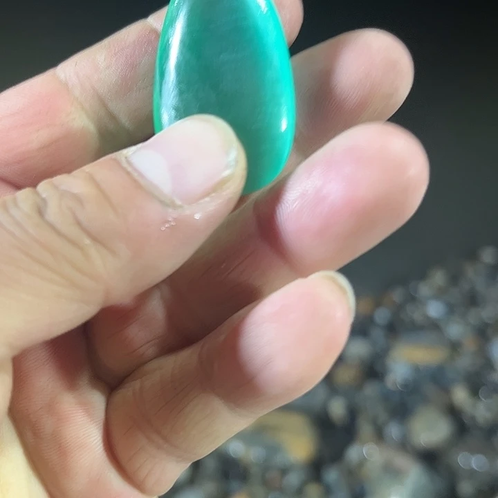 和田玉（糖玉）未镶嵌珠宝奇石