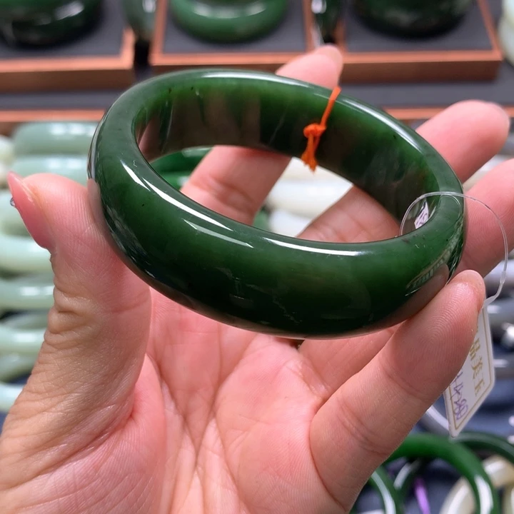 【闪购商品】未镶嵌手镯和田玉（碧玉）15