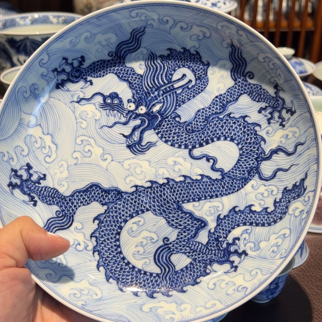 精品青花海水龙壶承赏盘直径约20.3厘米