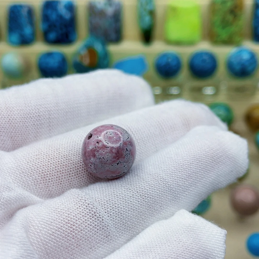 未镶嵌绿松石颈饰