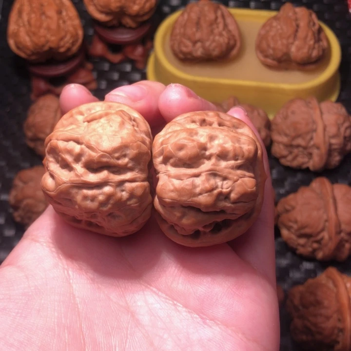 莓***龙把件文玩核桃蛙饼