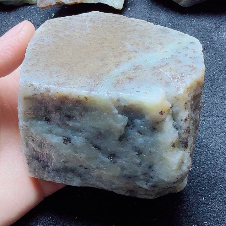 和田玉（糖玉）未镶嵌珠宝半成品
