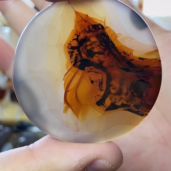 未镶嵌颈饰玛瑙/玉髓天然玛瑙意境牌子