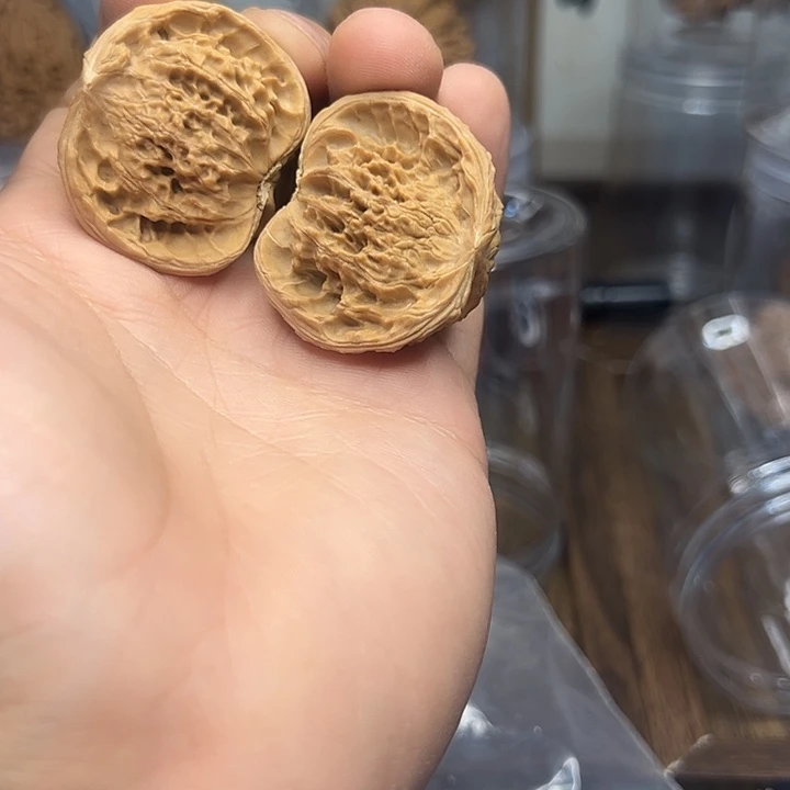 麒***玩吊坠桃核核桃核桃