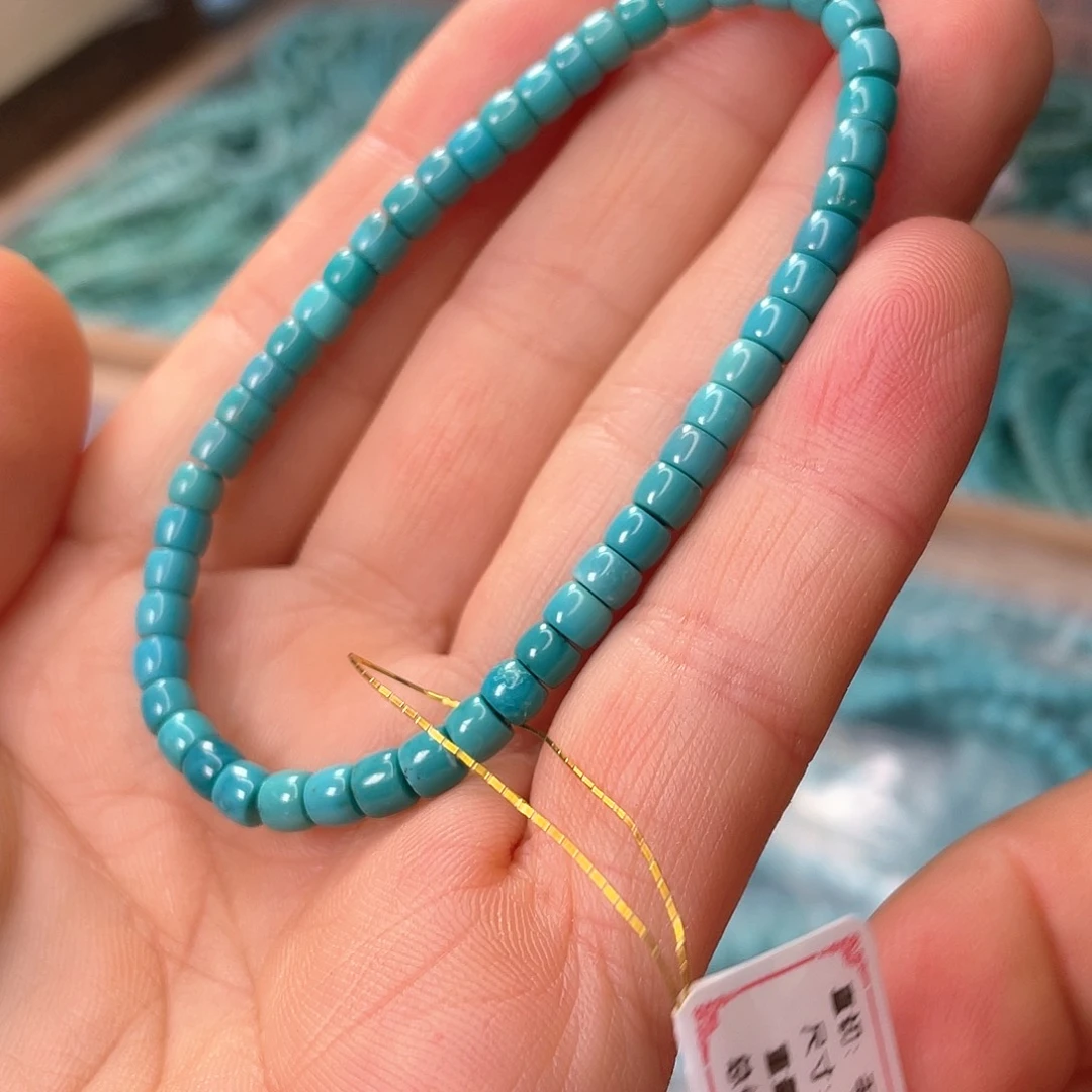 绿松石未镶嵌颈饰