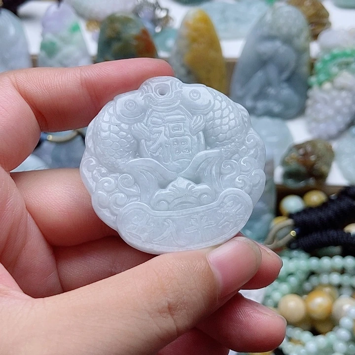 翡翠未镶嵌吊坠(不含链)1