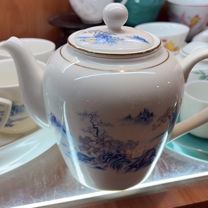 陶瓷茶壶哈哈哈哈哈