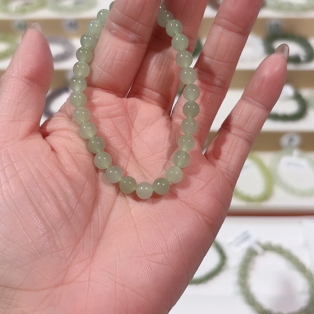 和田玉手链未镶嵌V