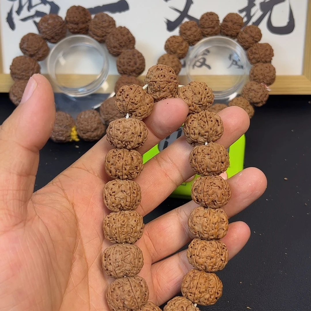 刘***五吊坠金刚菩提20豆腐块